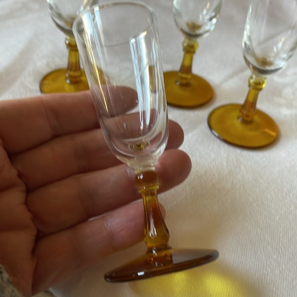 VTG MCM amber & clear glass cordials footed glasses set of 4 - Picture 4 of 8